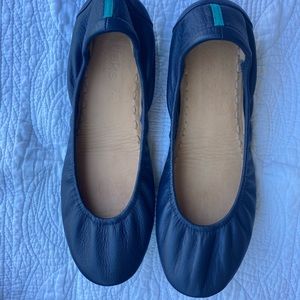 Tieks California Navy